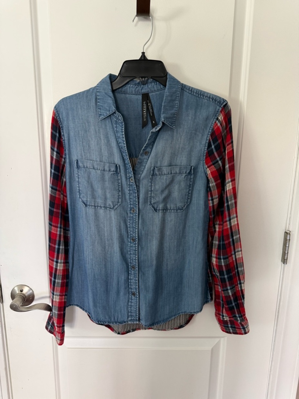 Liverpool Jeans Company Light Blue Denim Shirt - Women's Size Small
